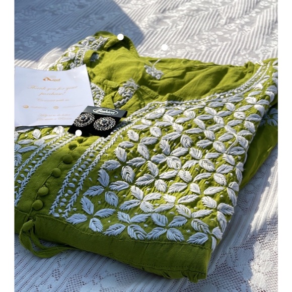 Summer collection | Green Short Frock With Hand Embroidered Work| - Picture 3 of 7